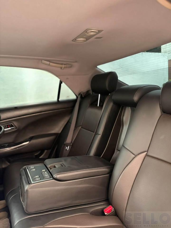Toyota Crown 2008