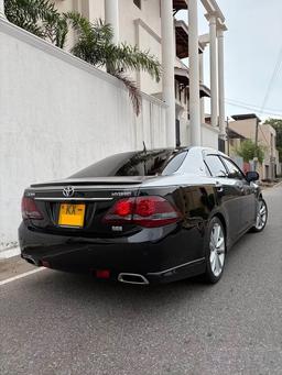 Toyota Crown 2008 - Photo 7