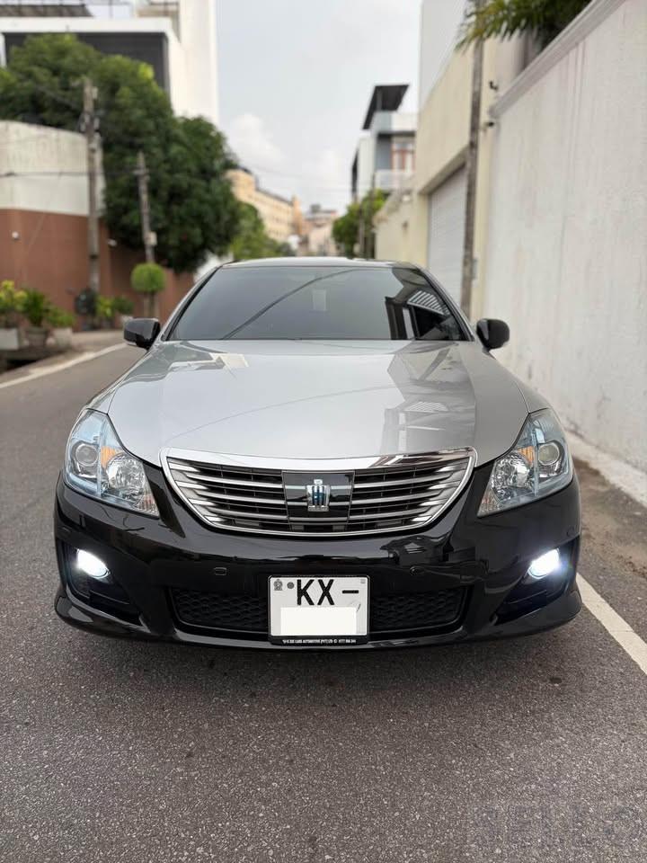 Toyota Crown 2008 - Photo 10